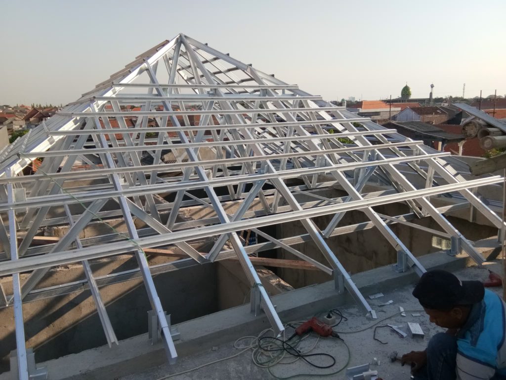 pasang atap baja ringan nuansabajaringan 022 pasang atap baja ringan nuansabajaringan 022