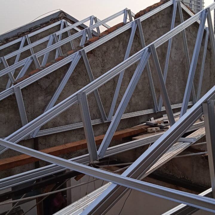 pasang atap baja ringan nuansabajaringan 028 pasang atap baja ringan nuansabajaringan 028